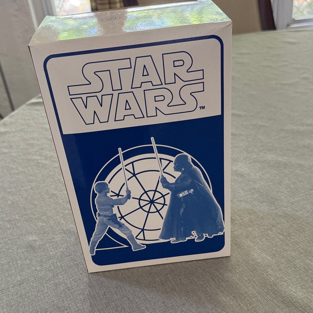 Avon Star Wars Blue and White Bar Accessory-stein